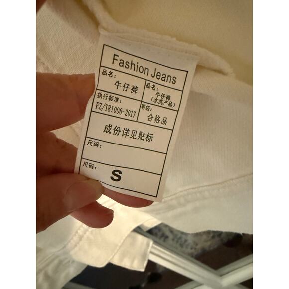 Savanna Jane white puff shoulder 3/4 sleeve denim jacket  small NWT - Picture 5 of 10